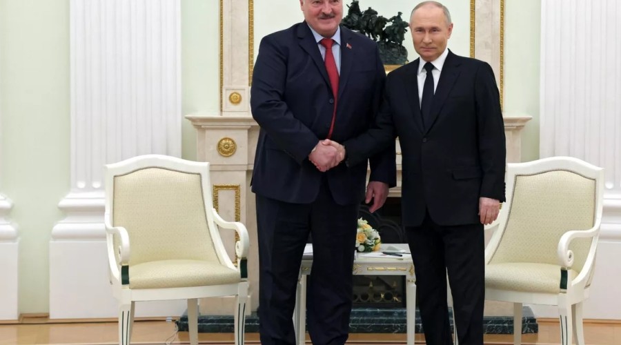 Путин и Лукашенко поручили решить вопрос с роумингом к декабрю