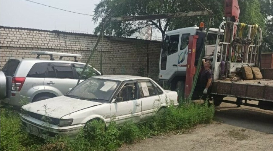 С улиц Благовещенска весной начнут вывозить некоторые автомобили