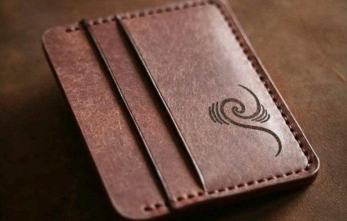 Потерялся картхолдр