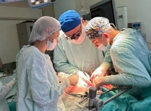 Амурчанке удалили гигантскую кисту в брюшной полости
