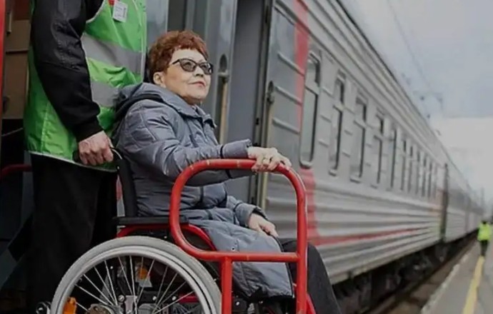 Перевозка лежачего больного на поезде из Благовещенска