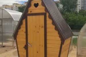 Дачные душевые и туалеты
