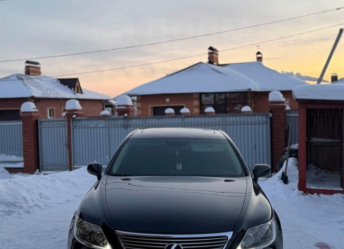 Lexus LS, 2006