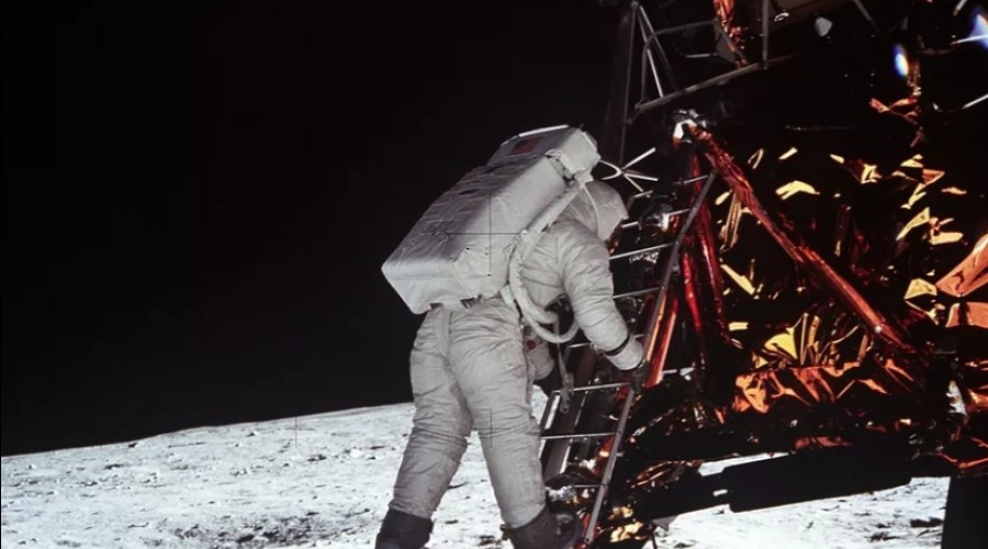 Кандидат на пост главы НАСА пообещал американскую базу на Луне